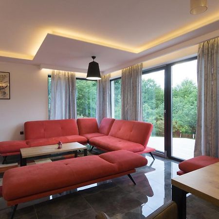 Deluxe Feliciano Apartments Visoko Exterior photo