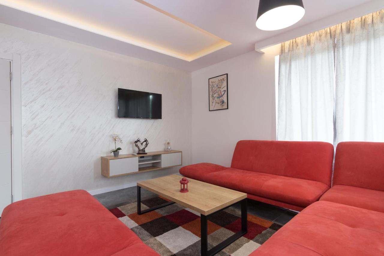 Deluxe Feliciano Apartments Visoko Exterior photo