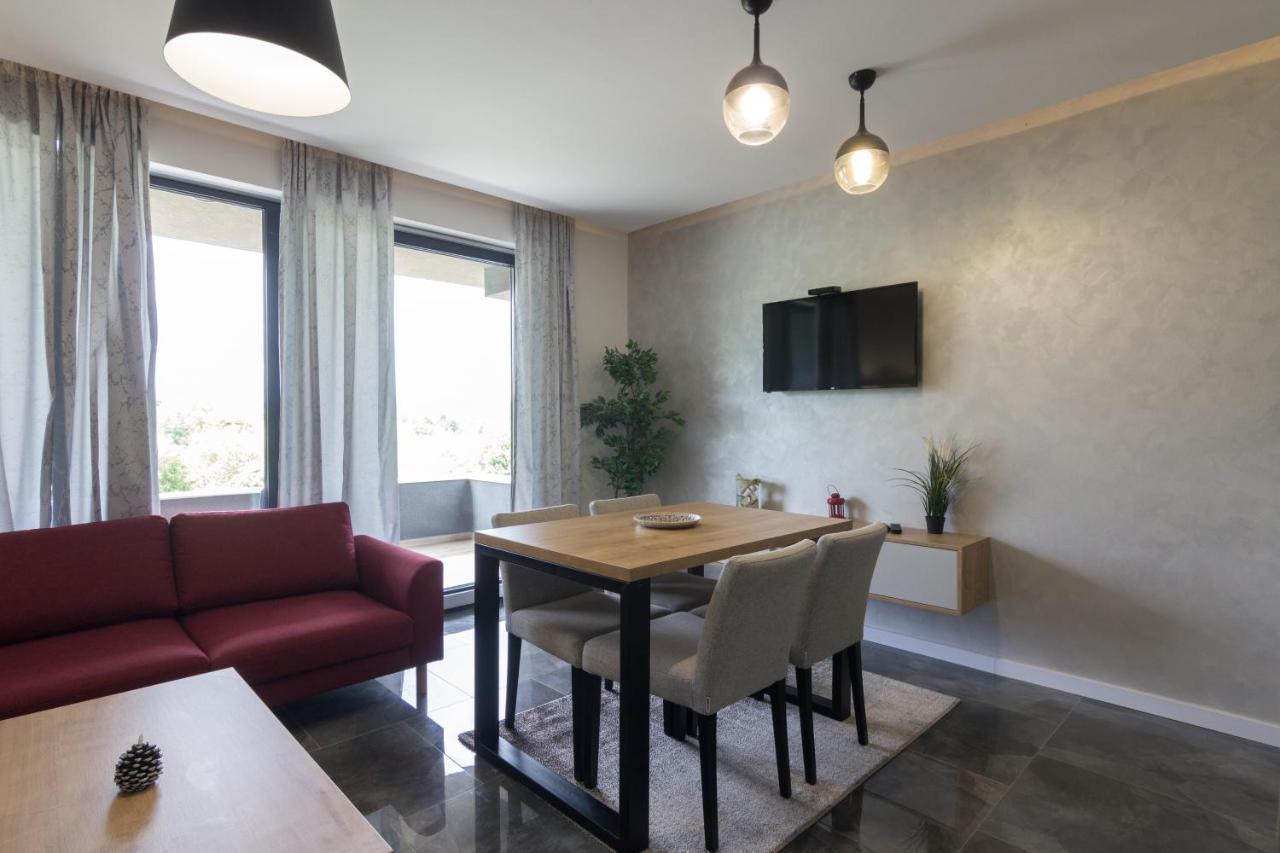 Deluxe Feliciano Apartments Visoko Exterior photo
