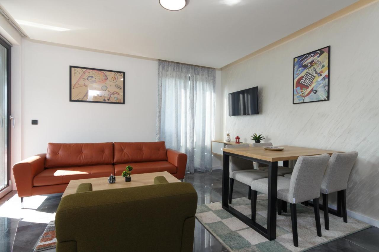 Deluxe Feliciano Apartments Visoko Exterior photo