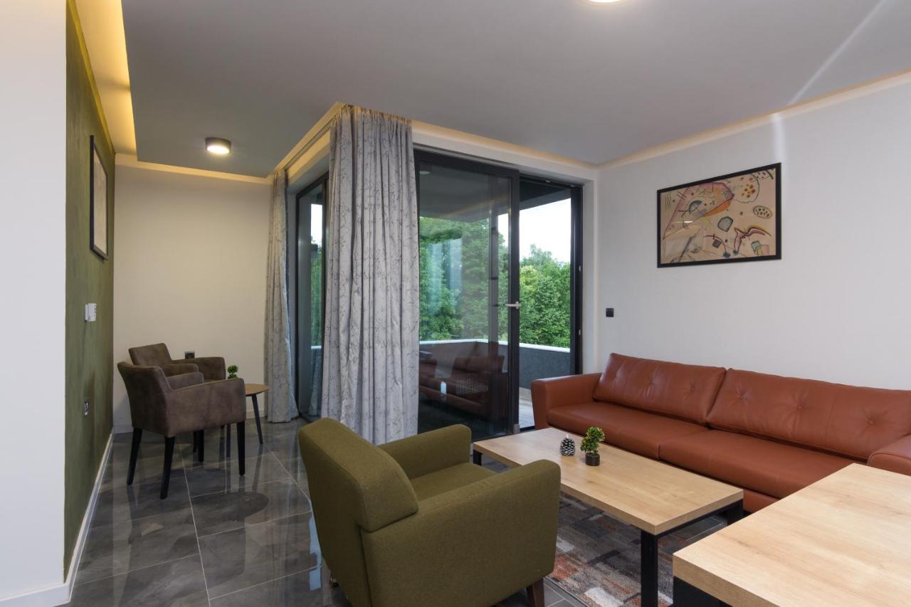 Deluxe Feliciano Apartments Visoko Exterior photo